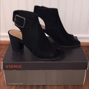 VIONIC perk blakely open toe shoe in black
